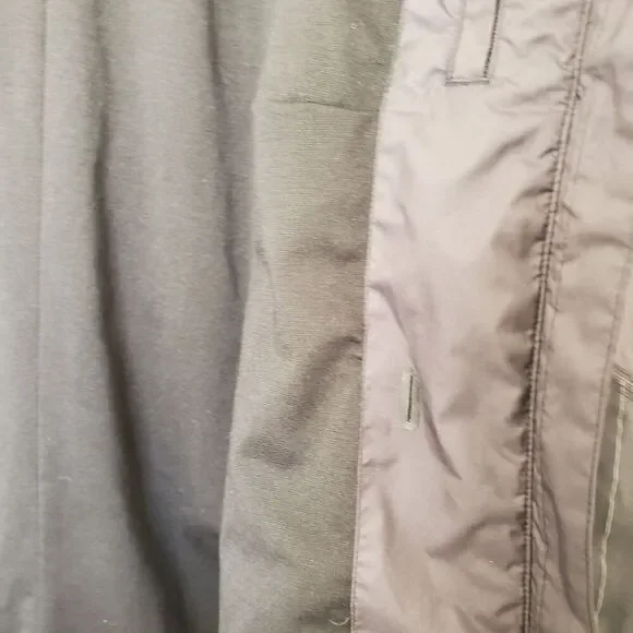 Lululemon Women's Run: Get Up And Glow Jacket Reflective 360 Black Sz 6 Full Zip - Picture 7 of 16